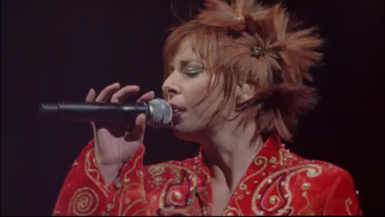 20. MYLENE FARMER - BERCY 2006 - Avant que l’ombre….