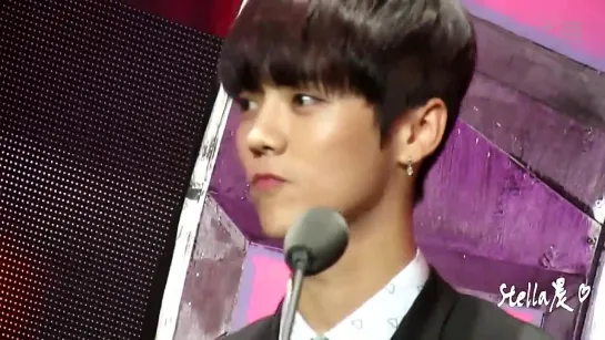 [FANCAM] 141210 Luhan - Artist Of The Year @ Tudou Young Choice Awards