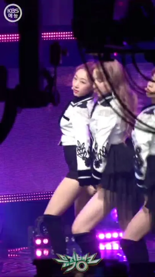 [Fancam] 190125 WJSN - La La Love, Music Bank @ Soobin