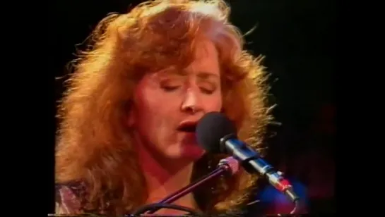 Bonnie Raitt 2009 I Can't Make You Love Me - Ohne Filter...