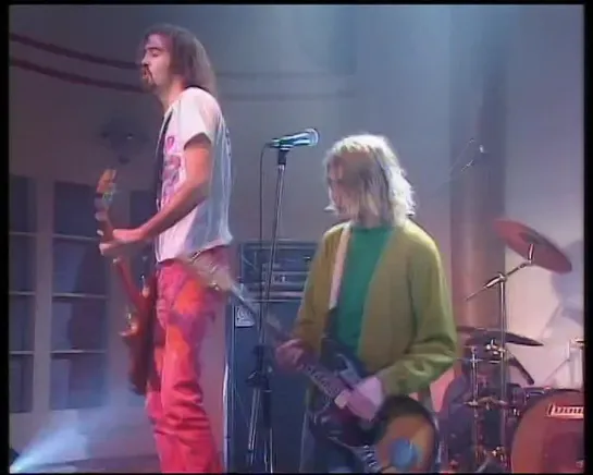 NIRVANA - Territorial Pissings (The Greenwood (Tonight with Jonathan Ross), London, UK, 06.12.1991) (PRO#1)