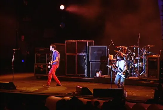 NIRVANA - Estádio Cícero Pompeu de Toledo (Hollywood Rock Festival) São Paulo, Brazil (PRO#3a)