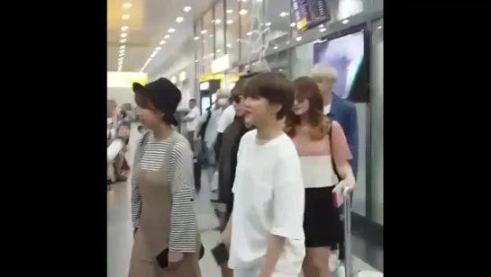 [AIRPORT] 170602 TAHITI & HALO @ Kazakhstan, Almaty International Airport (cr. alyonka093)