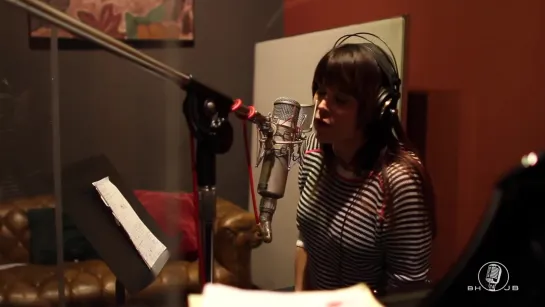 Beth Hart & Joe Bonamassa - Rhymes (Official Music video) © 2013