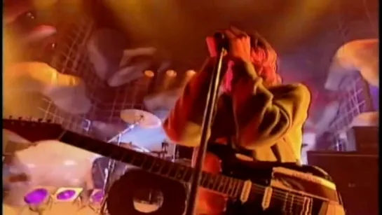 Nirvana - Smells Like Teen Spirit (Top Of The Pops 1991) HD