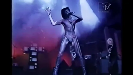 Marilyn Manson - Rock is Dead (EMA 1999)