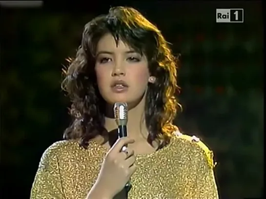 XIII.140.Phoebe Cates - Paradise  80-e  192