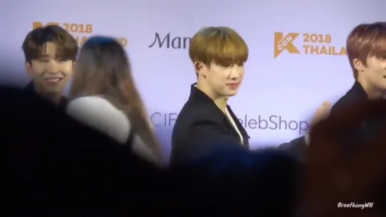 [VK][180929] MONSTA X fancam - Meet&Greet (Hi-Touch) (Wonho focus) @ KCON 2018 THAILAND