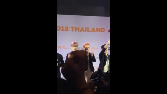 [VK][180929] MONSTA X fancam - Red Carpet @ KCON 2018 THAILAND