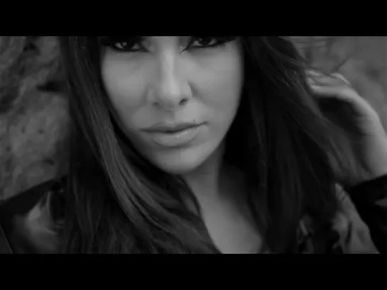 Nayer feat. Mohombi & Pitbull - Suave (Kiss Me)