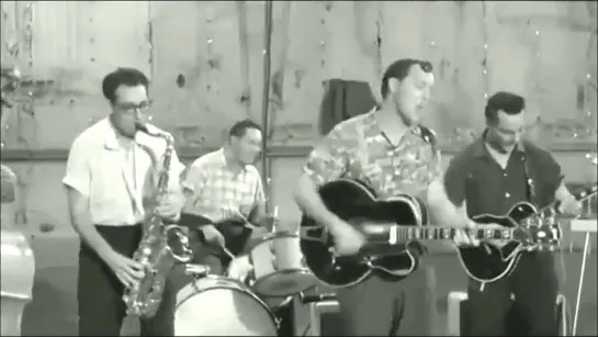 Bill Haley and His Comets - Hot Dog Buddy Buddy (Don't Knock the Rock) (1956)