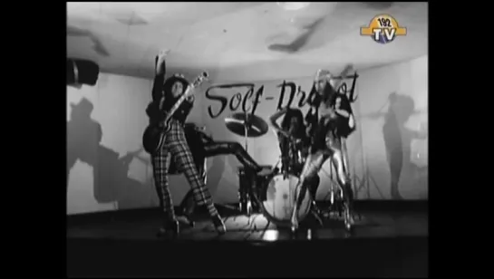 Slade - Cum on feel the noize ( Rare Original Footage French TV 1973 Rebroadcast Dutch 192 TV )