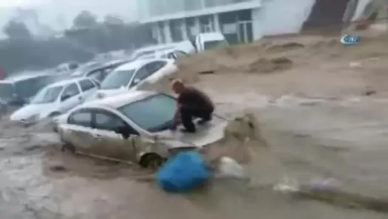 Ливневый паводок в Анкаре, Турция, 5.05.2018