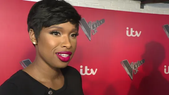 ODE: Jennifer Hudson totally starstruck by Sir Tom Jones