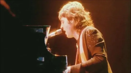 Paul McCartney and Wings - Listen to What the Man Said (Live in Inglewood, Los Angeles, California, USA on 22 June 1976)