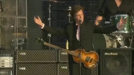 Paul McCartney - Letting Go (Live at the Hard Rock Calling, Hyde Park in London, England on 27 June 2010)