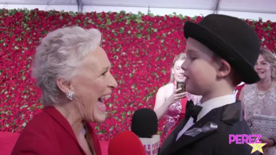 Exclusive:) Iain Loves Theatre Talks To Glenn Close At The Tony Awards 2016