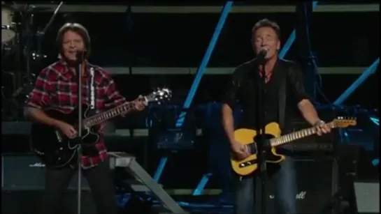 Bruce Springsteen & the E Street Band feat. John Fogerty - Oh, Pretty Woman (Live at Madison Square Garden, 2009)