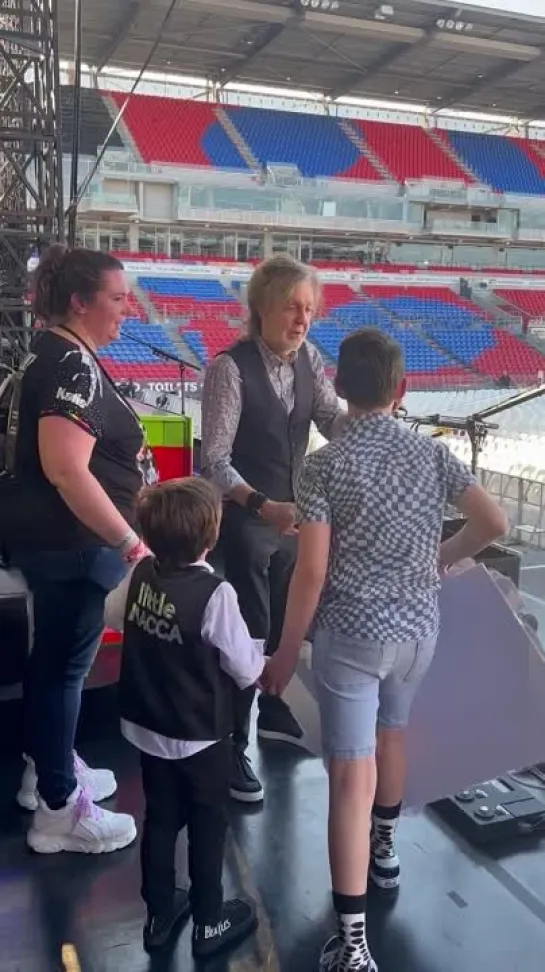 Paul McCartney meets little Lennon & McCartney. Newcastle October 24th 2023