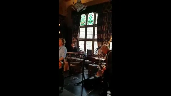 Paul McCartney at the Philharmonic Pub (09.006.2018)