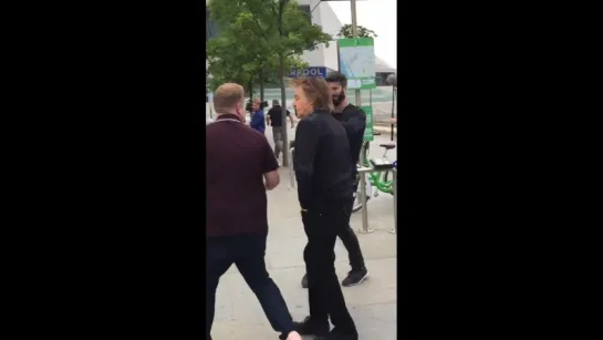 Paul McCartney & James Corden in Liverpool (09.006.2018)