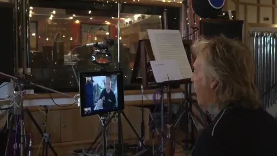 Paul McCartney Video Chats With Astronaut Luca Parmitano From Space Dec 4, 2019