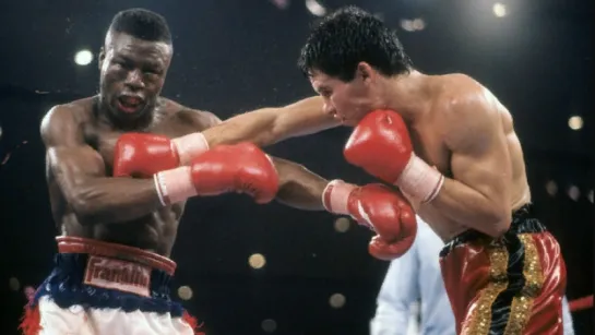 Julio Cesar Chavez - Meldrick Taylor 1