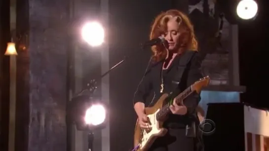 Bonnie Raitt, Tracy Chapman, Jeff Beck and Beth Hart - Sweet Home Chicago (2012)