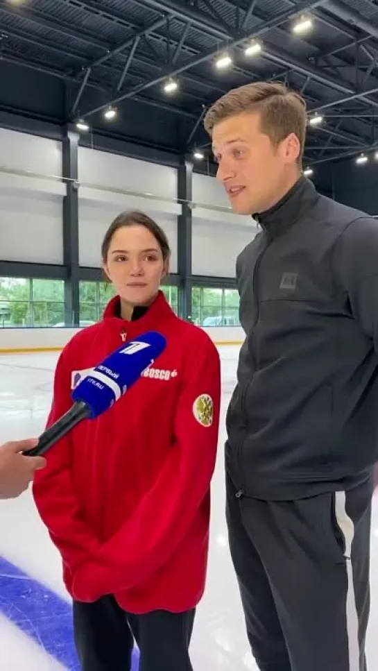 Евгения Медведева / Evgenia Medvedeva, Александр Энберт - Интервью Первому каналу