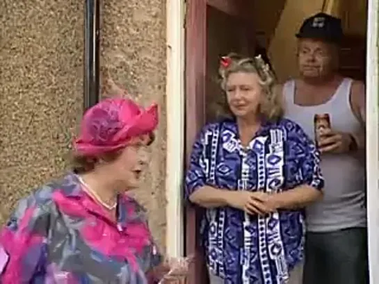 Соблюдая приличия/Keeping Up Appearances/1 сезон 4 серия/Для друзей и близких!