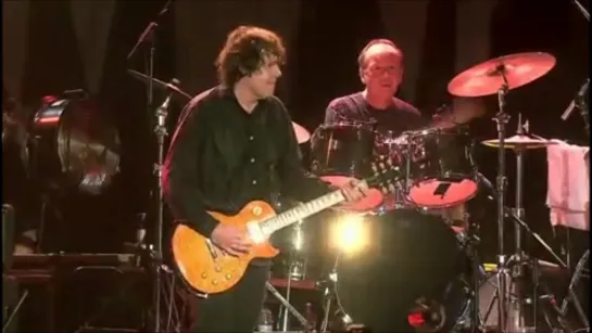 Gary Moore feat. Eric Bell - Whiskey in the Jar (Live at the Point Theatre in Dublin, Ireland on 20 August 2005)