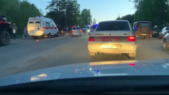 14.05.2020 Последствия ДТП с участием трёх автомобилей на Гольянском тракте (Ижевск)