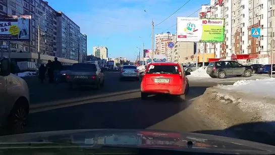 22.01.2015 последствия ДТП на ул. Пушкинская, Нексия сбила бабушку на пешеходном переходе