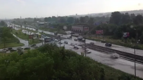 Перекрёсток ул. Карла Маркса и Чугуевского (29.06.2015 Ижевск)