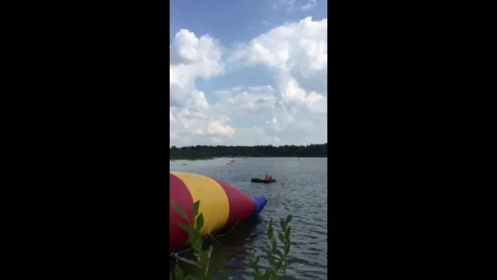 Попытка сделать селфи во время прышка с батута (28.06.2015 Селычка, Удмуртия)