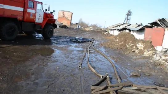 14.04.2016 Балезино. остатки пожара склады заготзерно (Удмуртия)