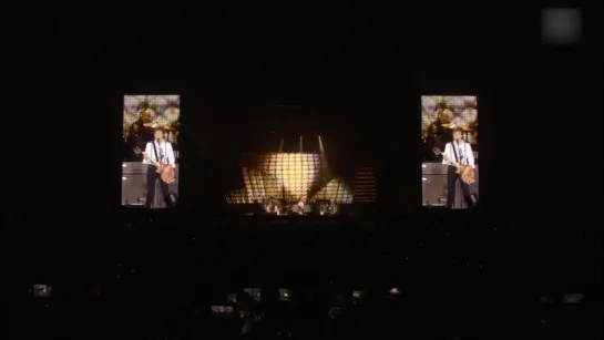 Paul McCartney – Let Me Roll It / Foxy Lady (7/39) Tokyo Dome (21.11.2013)