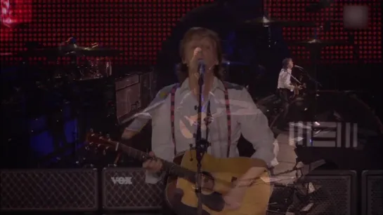 Paul McCartney – And I Love Her (16/39) Tokyo Dome (21.11.2013)