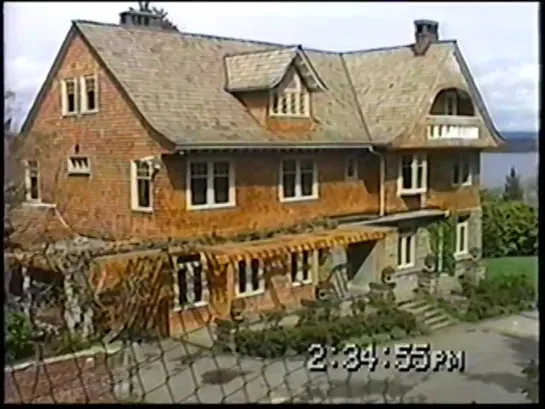 Kurt Cobain's house in Seattle (04.1997)