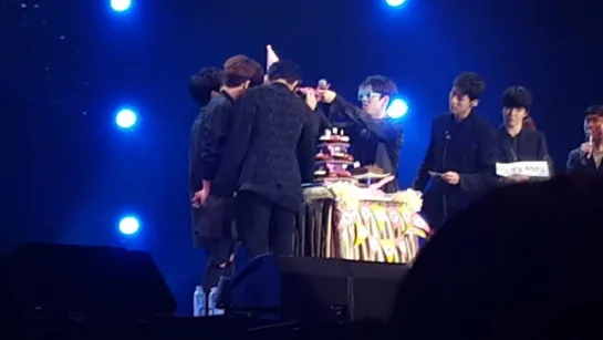 [FANCAM] 170218 Infinite Only Fanmeeting in Bangkok - Woohyuns belated birthday