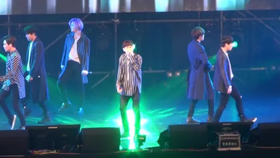 [FANCAM] 161106 INFINITE Fan Meeting in Taipei - Bad