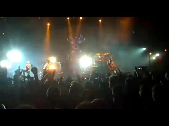 Linkin Park - WAITING FOR THE END(live in Chicago 26.01.2011)