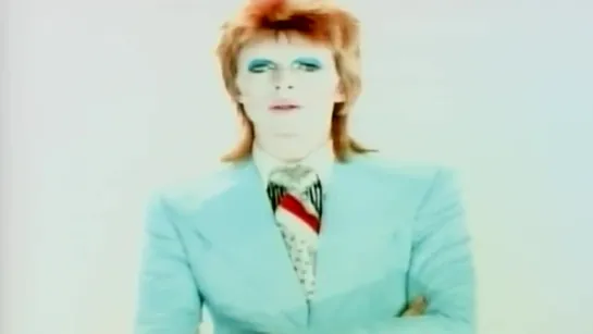 David Bowie - Life on Mars? (Official Music video) © 1973