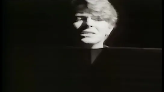 David Bowie - Wild Is the Wind (Official Music video) © 1981