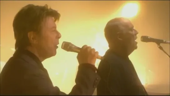 David Gilmour with David Bowie - Arnold Layne (Live at the Royal Albert Hall in London on 29 May 2006)