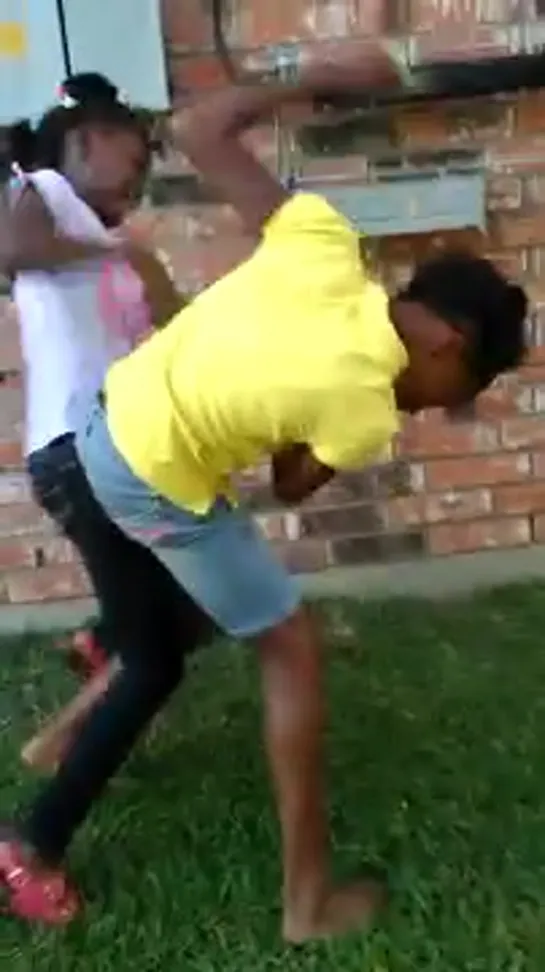 Little Girl Fight Part 1