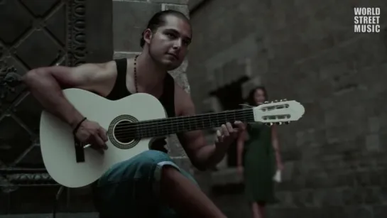 Street Guitarist in Barcelona  Pharaon (Spanish Guitar)