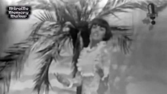 Mireille Mathieu| Мире́й Матьё - Pardonne-moi ce caprice denfant (1970)