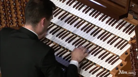 J.S. Bach - "Passacaglia and Fugue in C Minor, BWV 582" (performed by Christopher Houlihan)