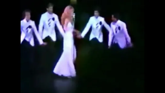 Dalida ♫ Le Lambeth Walk (live @ Palais des Sports '80)